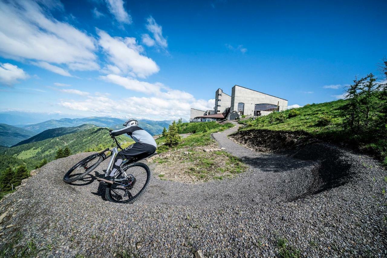 Ferienhaus Sara Bad Kleinkirchheim Dış mekan fotoğraf